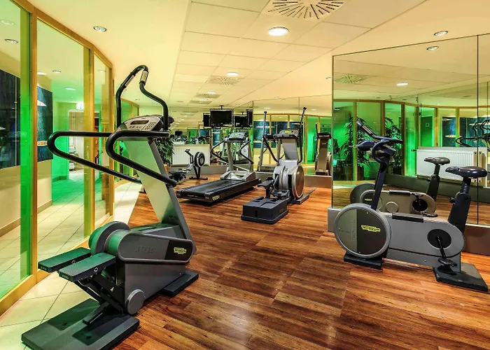 Novotel Mitte Hotell 4*