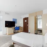 柏林米特诺沃特酒店 柏林