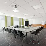 酒店 柏林米特诺沃特酒店 4*