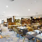 柏林米特诺沃特酒店 酒店