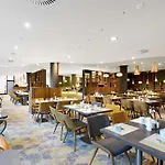 柏林米特诺沃特酒店 酒店