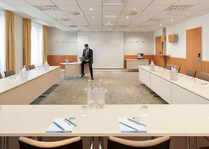 מלון Novotel Mitte