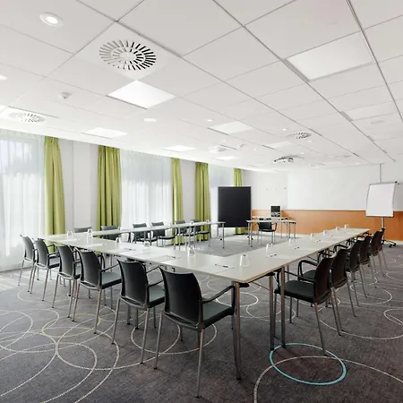 Отель Novotel Mitte 4*