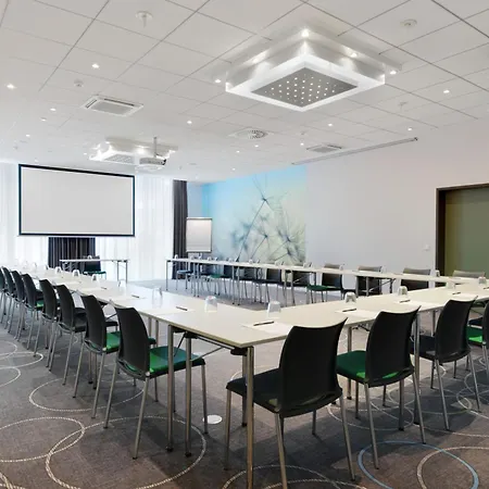 ノボテル ミッテ ホテル 4*