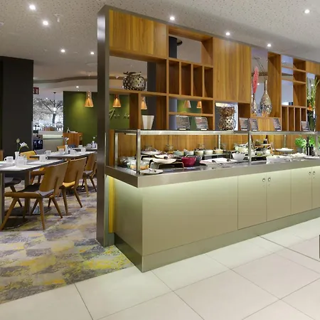 Отель Novotel Mitte 4*