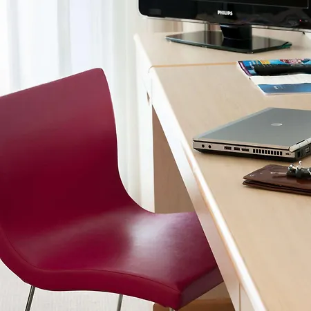 Hotel Novotel Mitte 4*