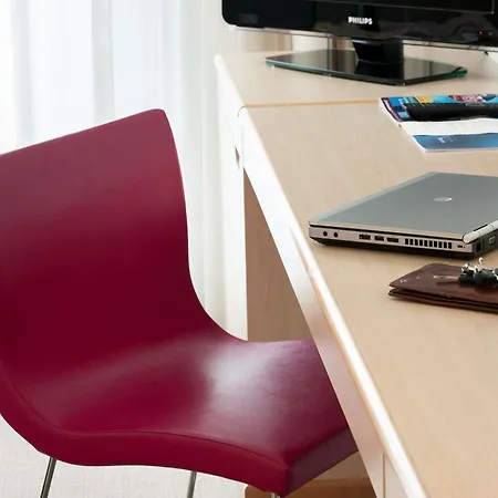 Отель Novotel Mitte 4*