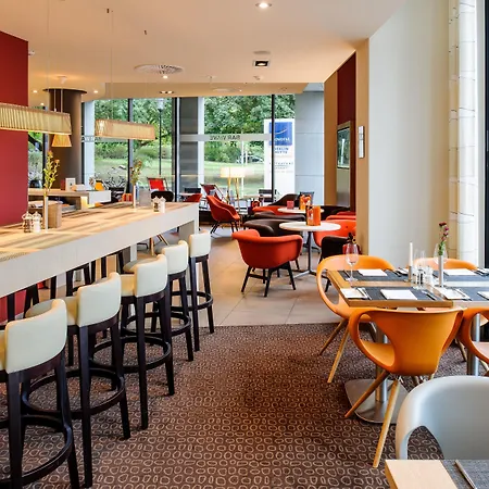 Novotel Mitte 4*