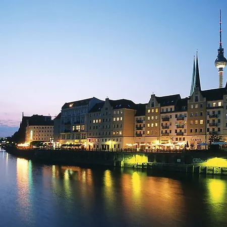 Novotel Mitte 4*