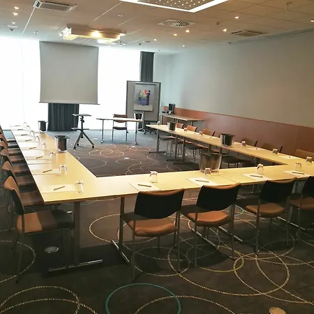 Отель Novotel Mitte