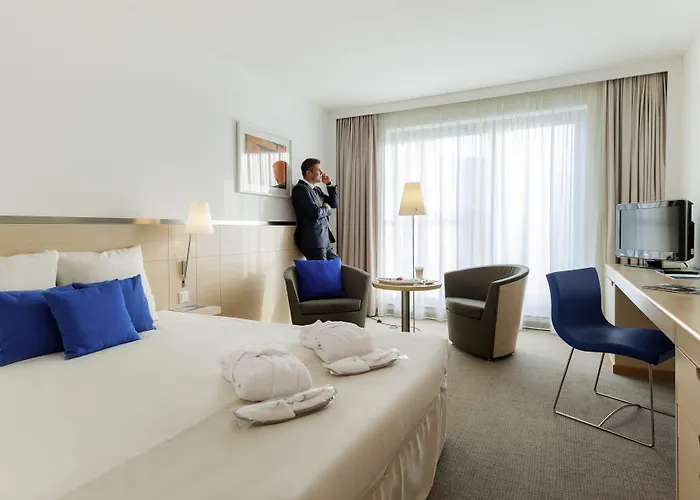 Novotel Mitte Hotel 4*